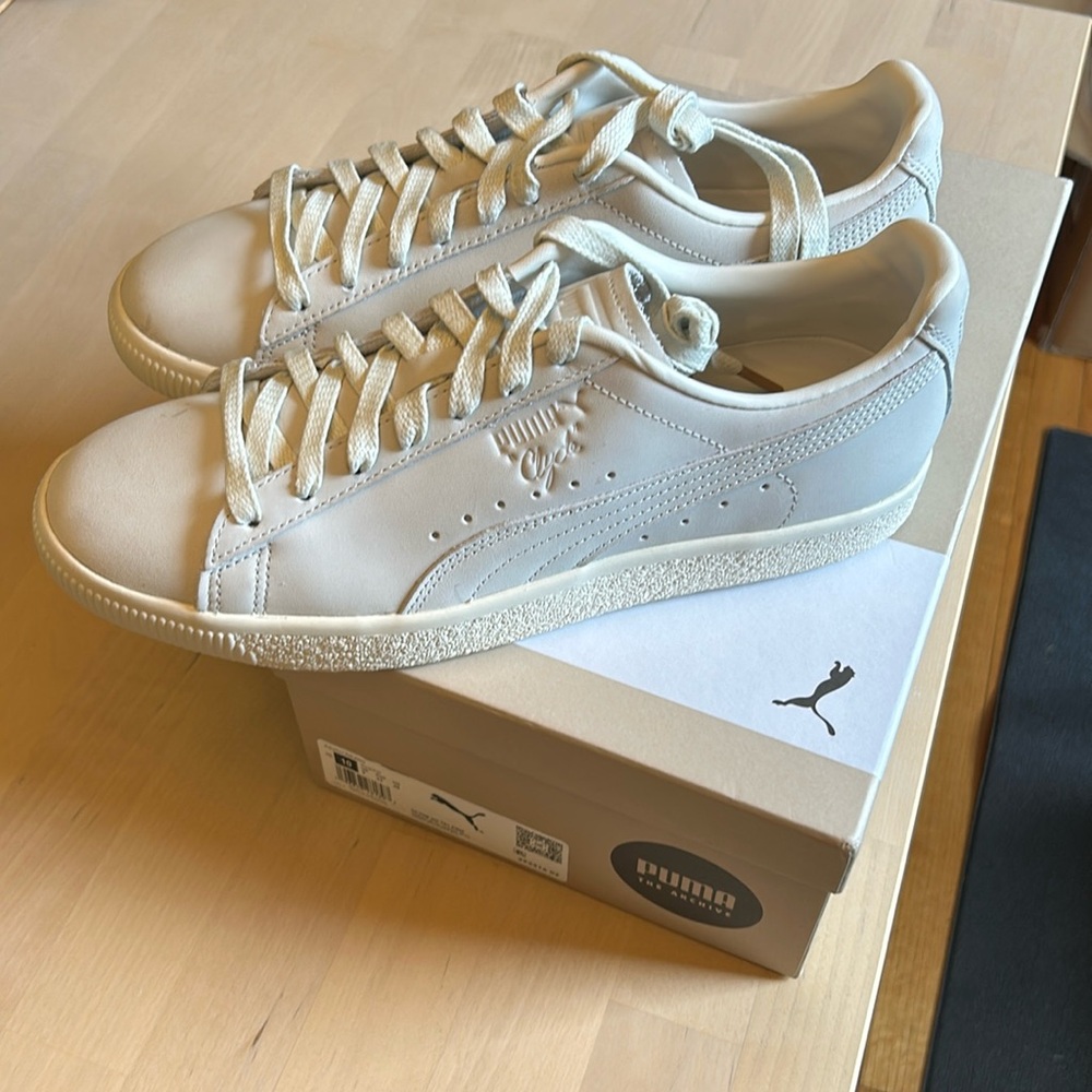 PUMA CLYDE PREMIUM SZ 10